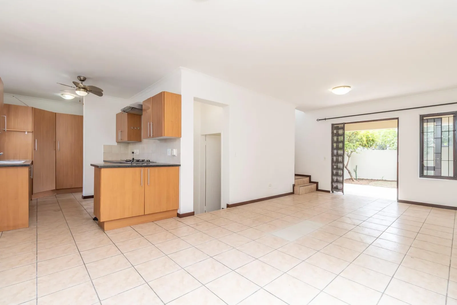 Townhouse in Craigavon, Sandton photo 4
