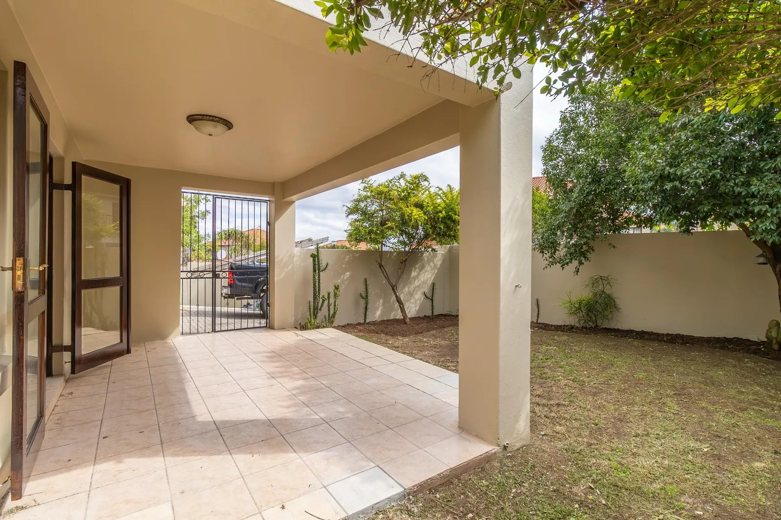 Townhouse in Craigavon, Sandton photo 9