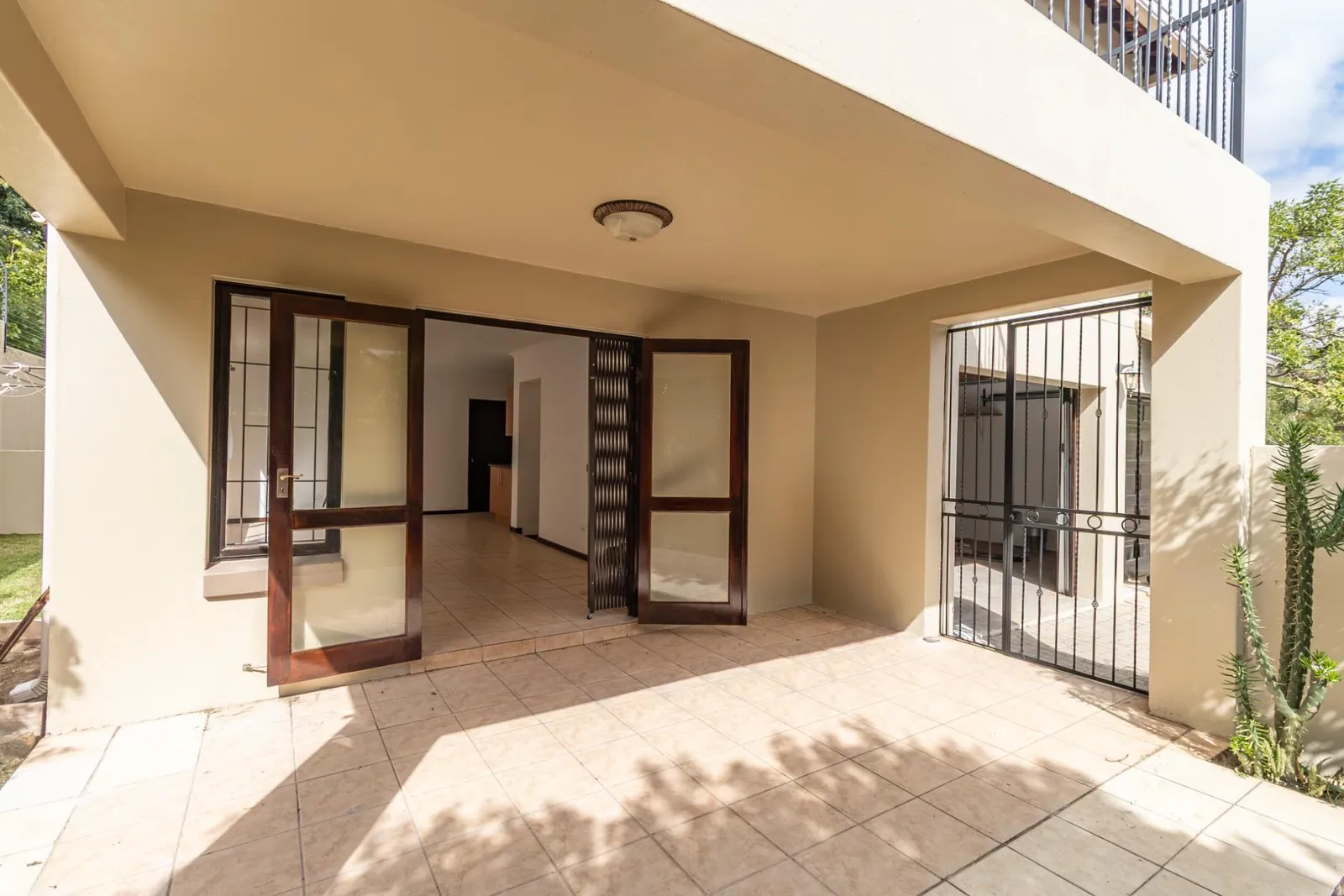 Townhouse in Craigavon, Sandton photo 12