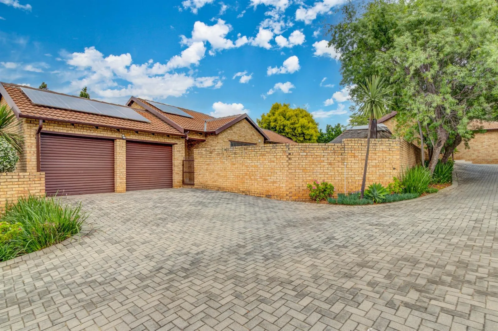 House in Olivedale, Randburg photo 2