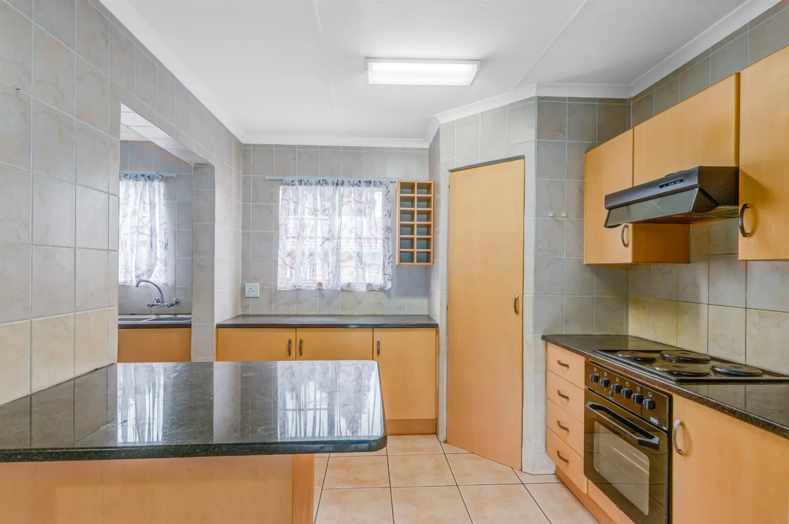 House in Olivedale, Randburg photo 5