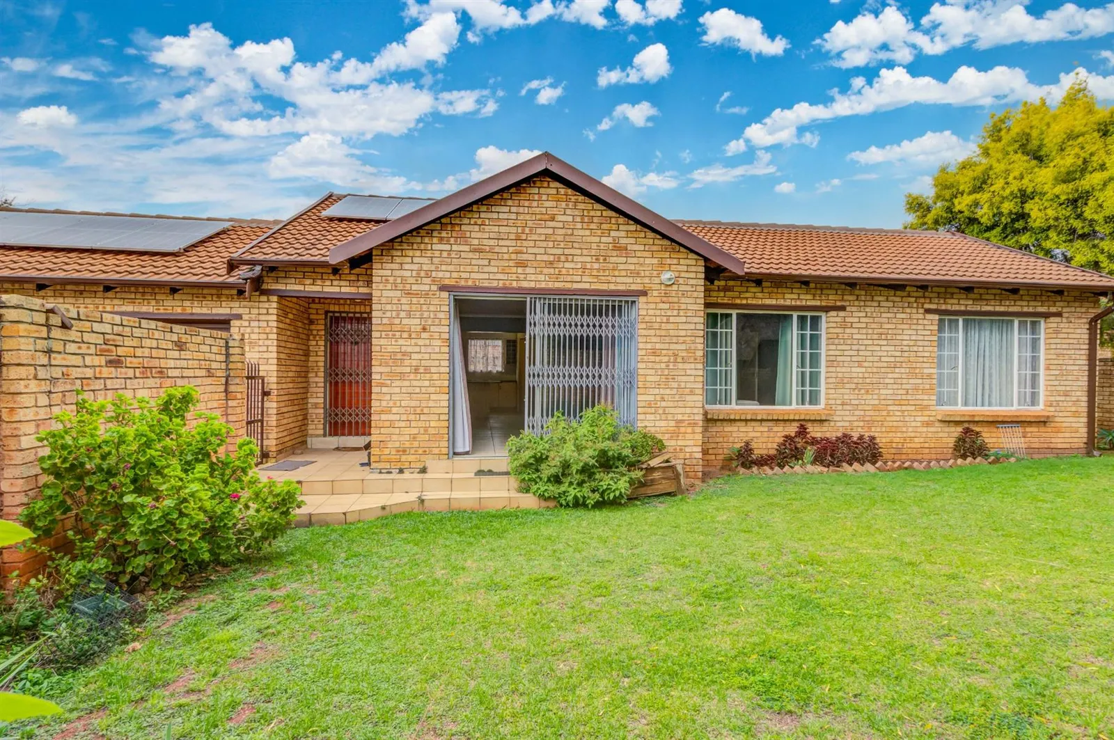 House in Olivedale, Randburg photo 14