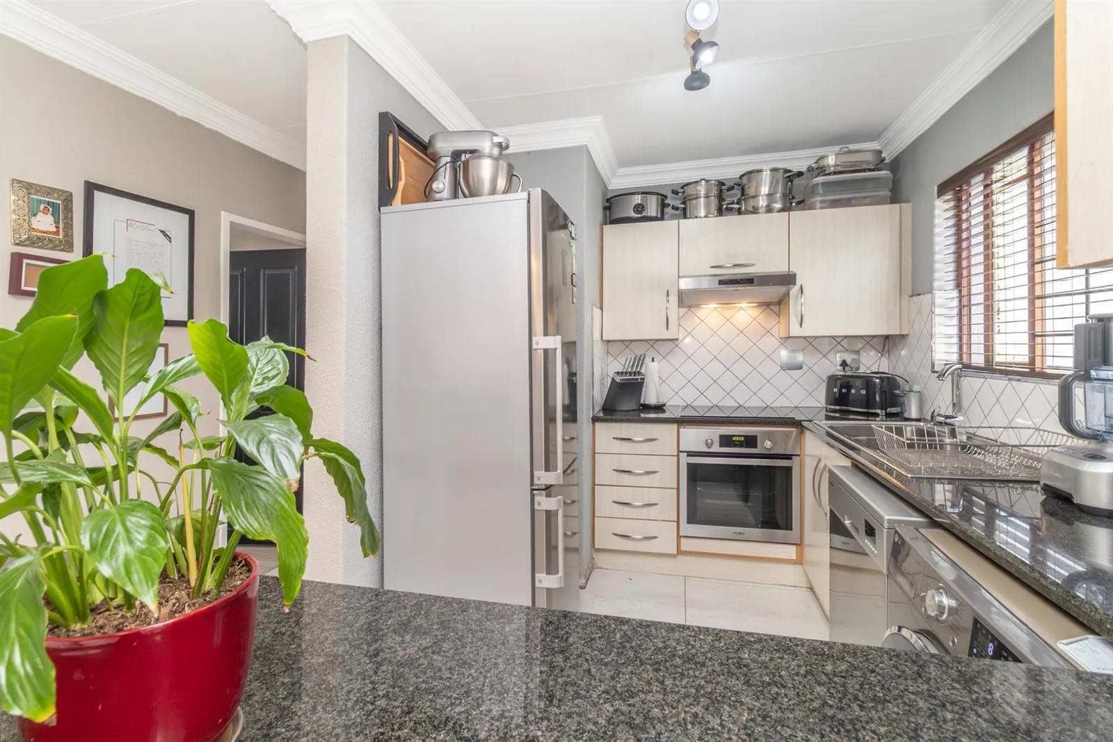 Townhouse in Bloubosrand, Randburg photo 4