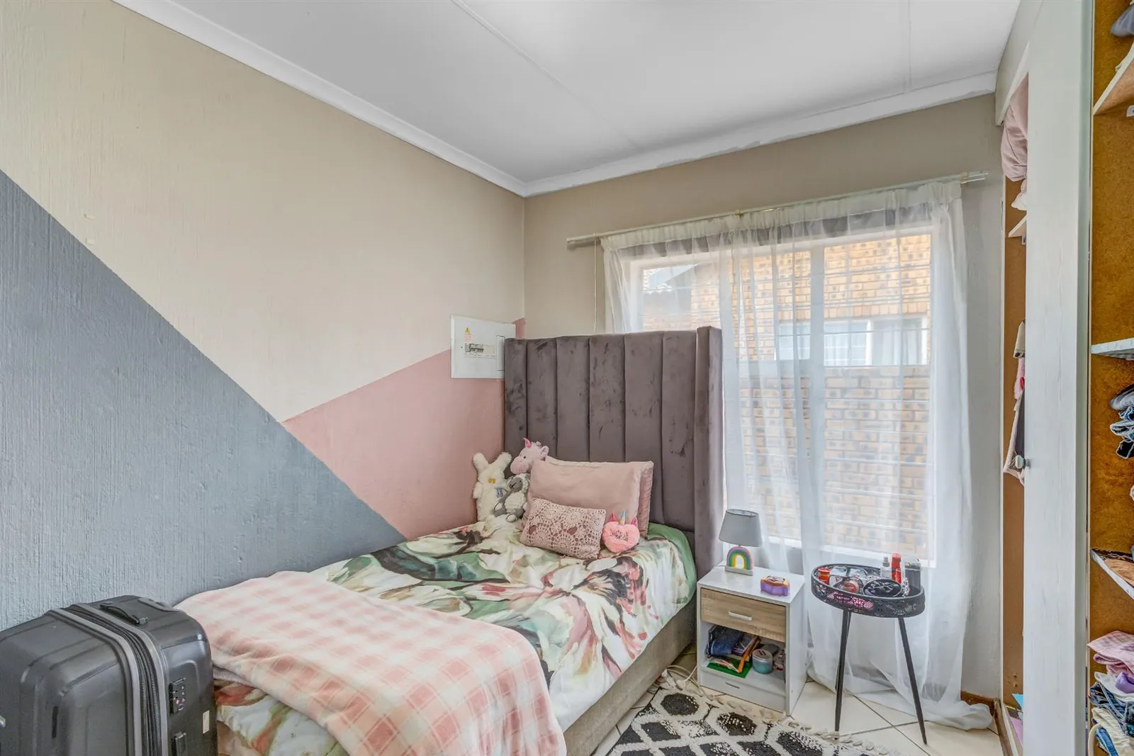 Townhouse in Honeypark, Roodepoort photo 17