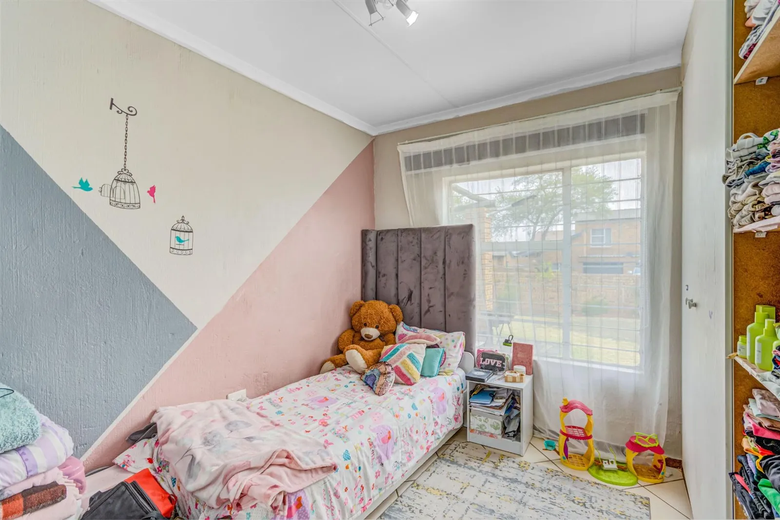 Townhouse in Honeypark, Roodepoort photo 18