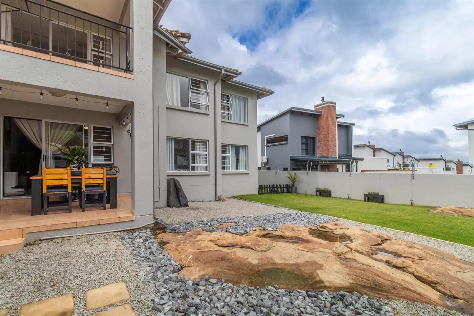Townhouse in Craigavon, Sandton photo 8