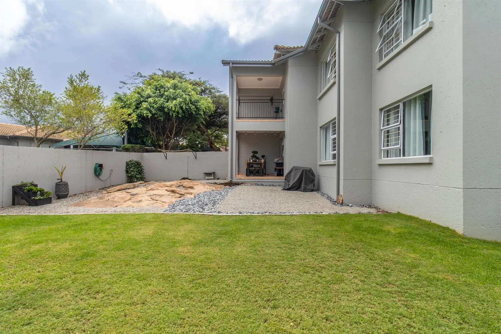 Townhouse in Craigavon, Sandton photo 11