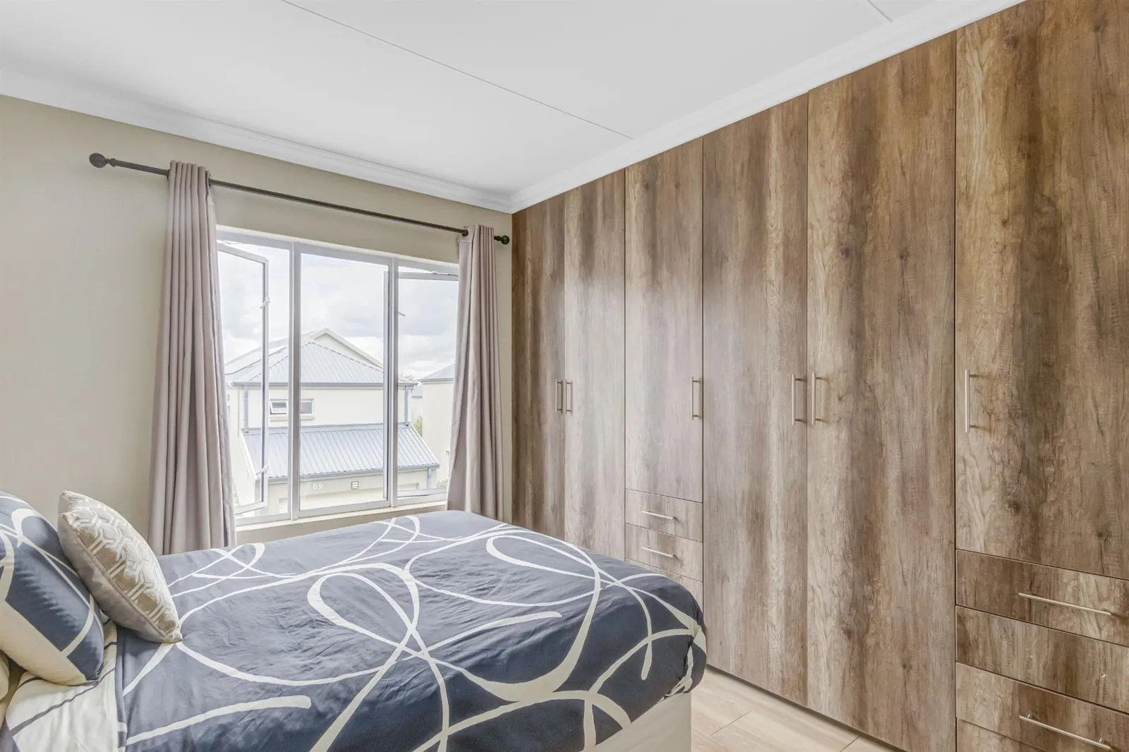 Apartment in Broadacres, Sandton photo 5