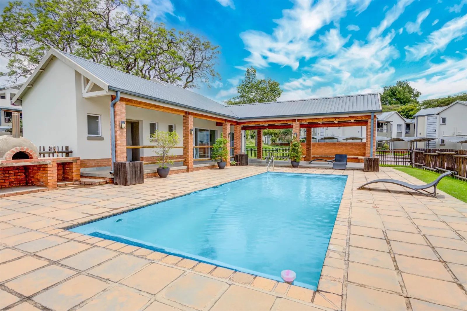 Apartment in Broadacres, Sandton photo 19