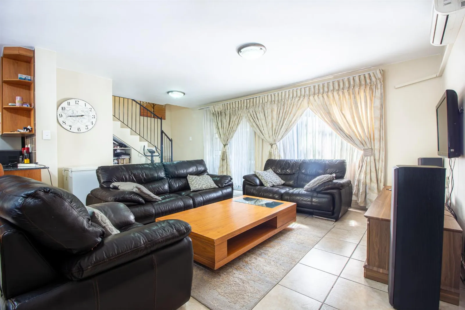 Townhouse in North Riding, Randburg photo 6