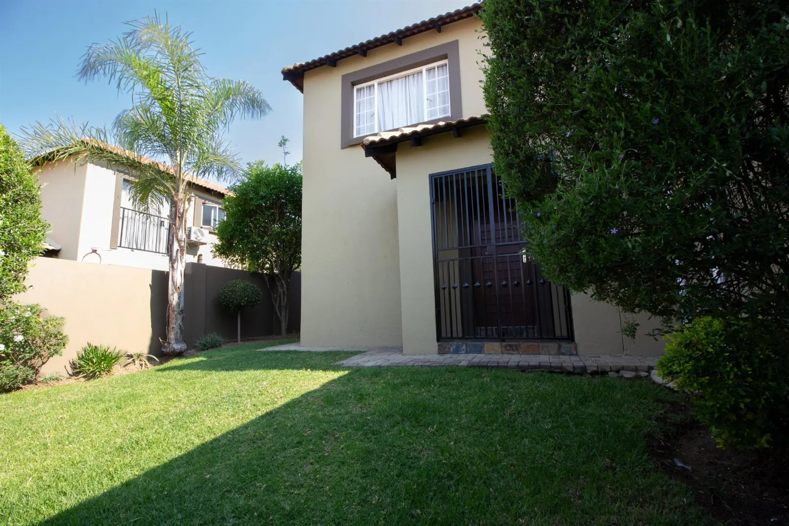 Townhouse in North Riding, Randburg photo 7