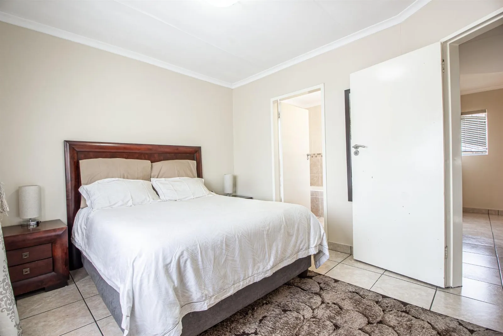 Townhouse in North Riding, Randburg photo 12