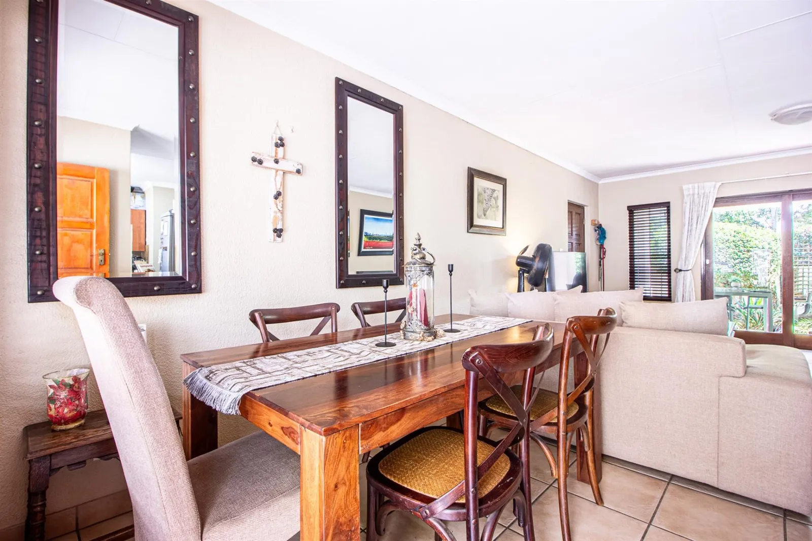 Townhouse in Bloubosrand, Randburg photo 6
