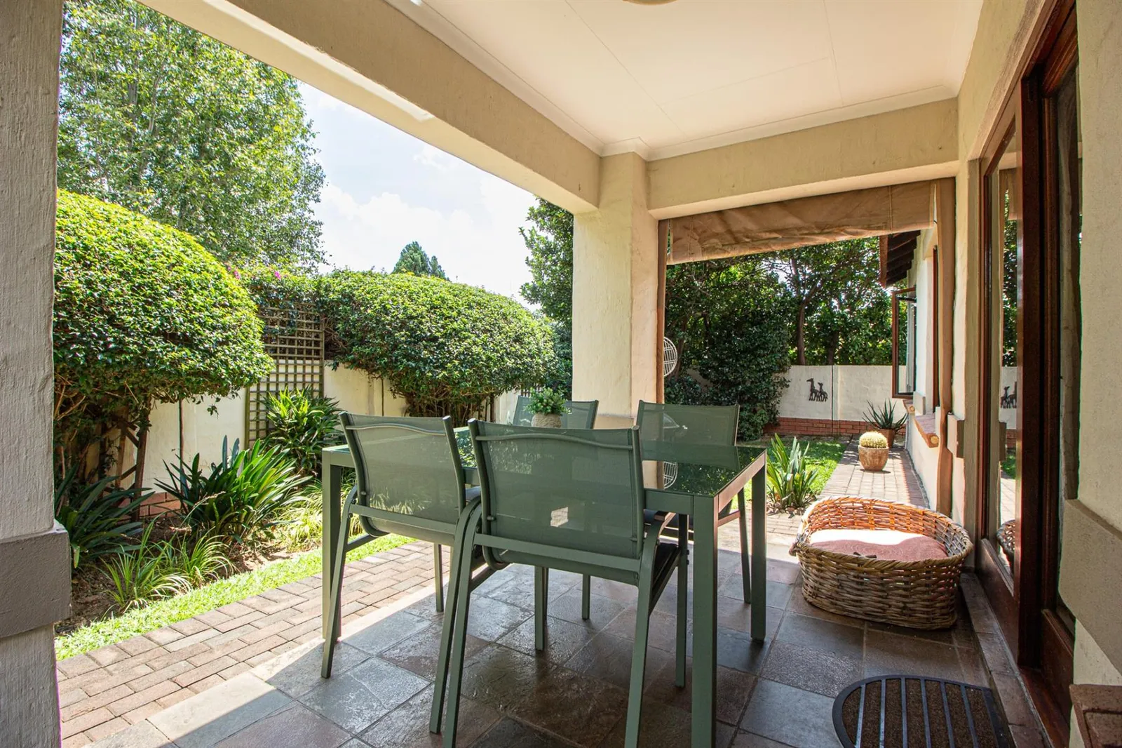 Townhouse in Bloubosrand, Randburg photo 8