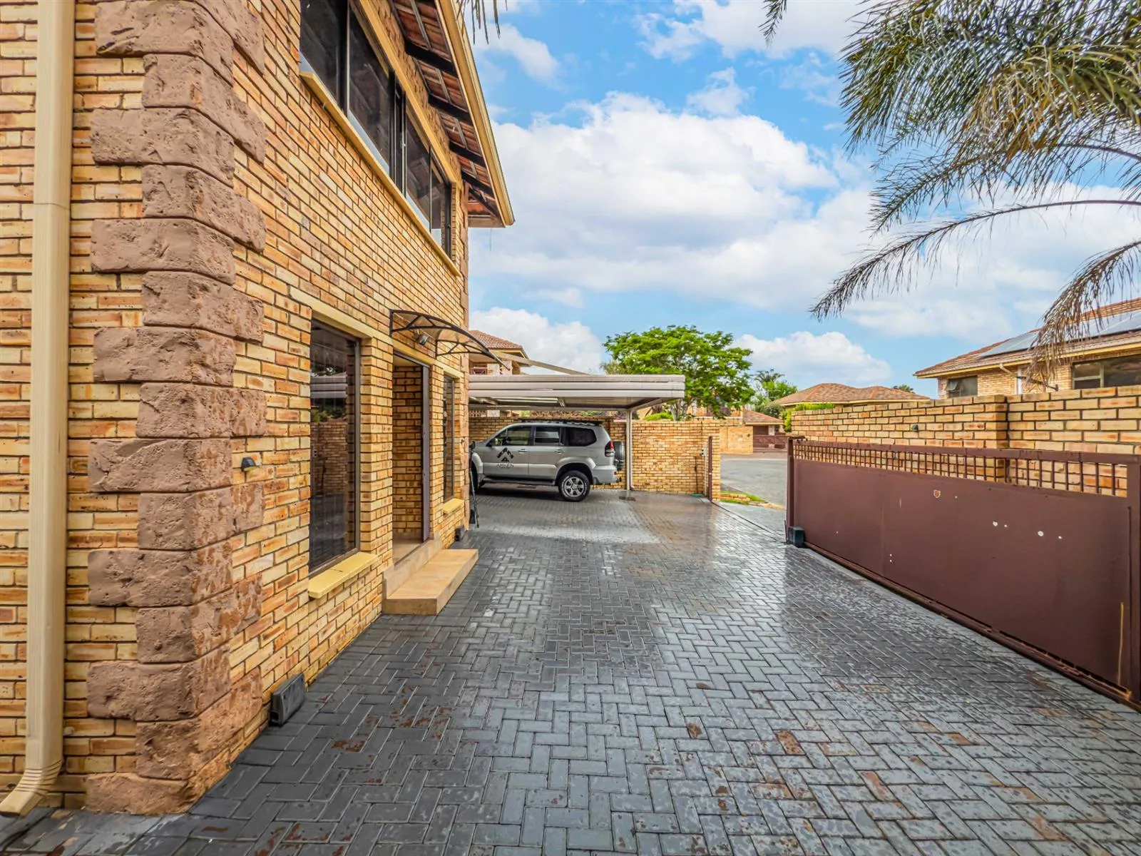 House in North Riding, Randburg photo 13