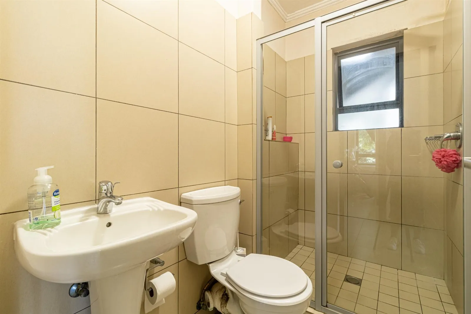 Apartment in Jackal Creek Golf Estate, Randburg photo 11