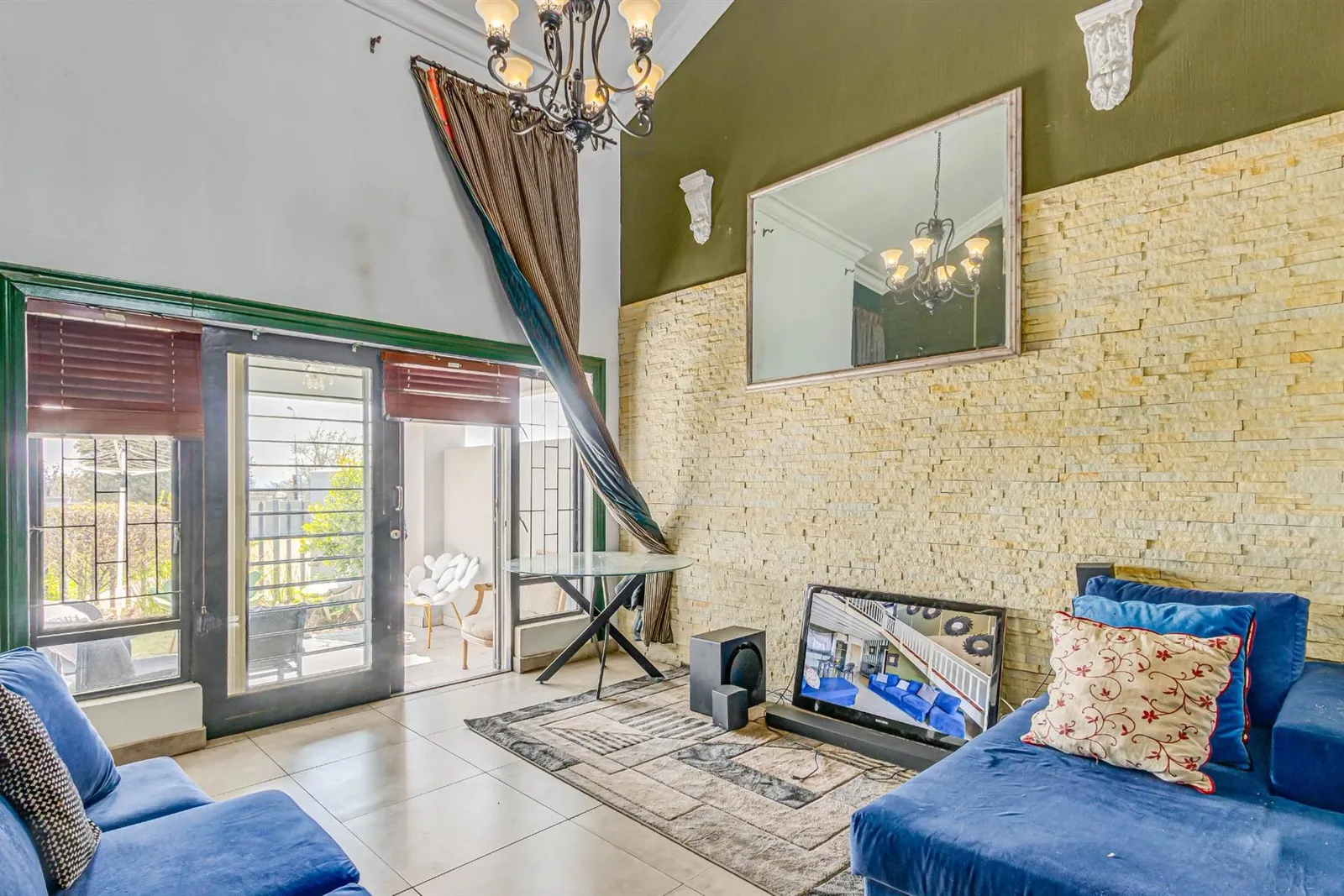 Duplex in Broadacres, Sandton photo 5