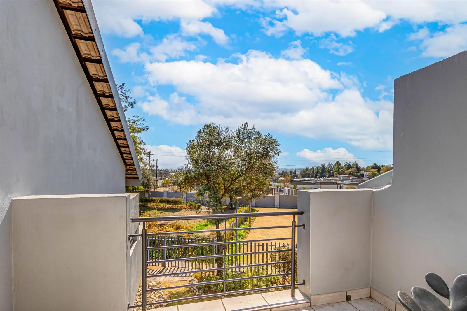 Duplex in Broadacres, Sandton photo 13