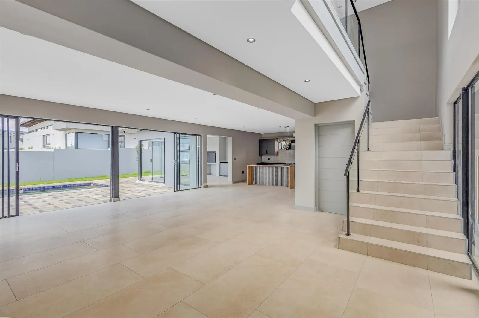 House in Helderfontein Estate, Midrand photo 5