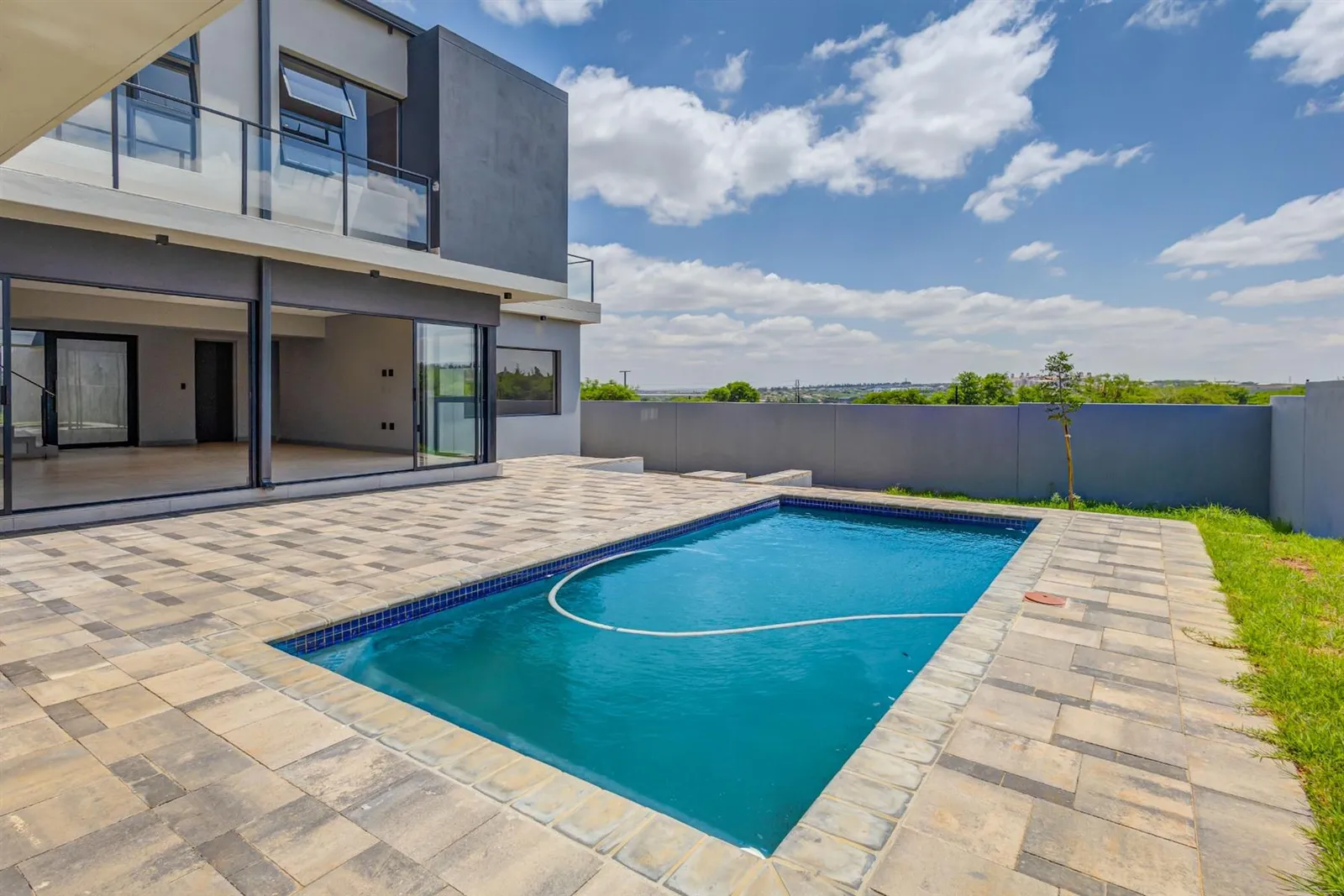 House in Helderfontein Estate, Midrand photo 17
