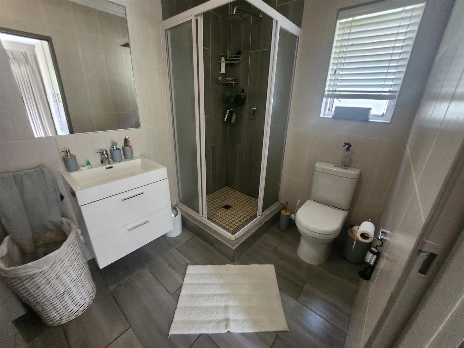 Townhouse in Broadacres, Sandton photo 15
