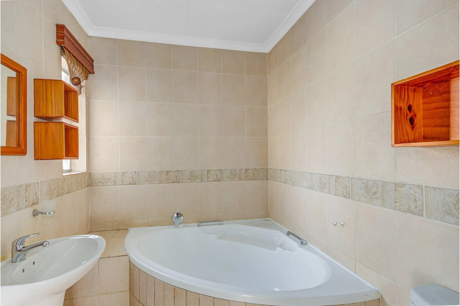 House in Olivedale, Randburg photo 19