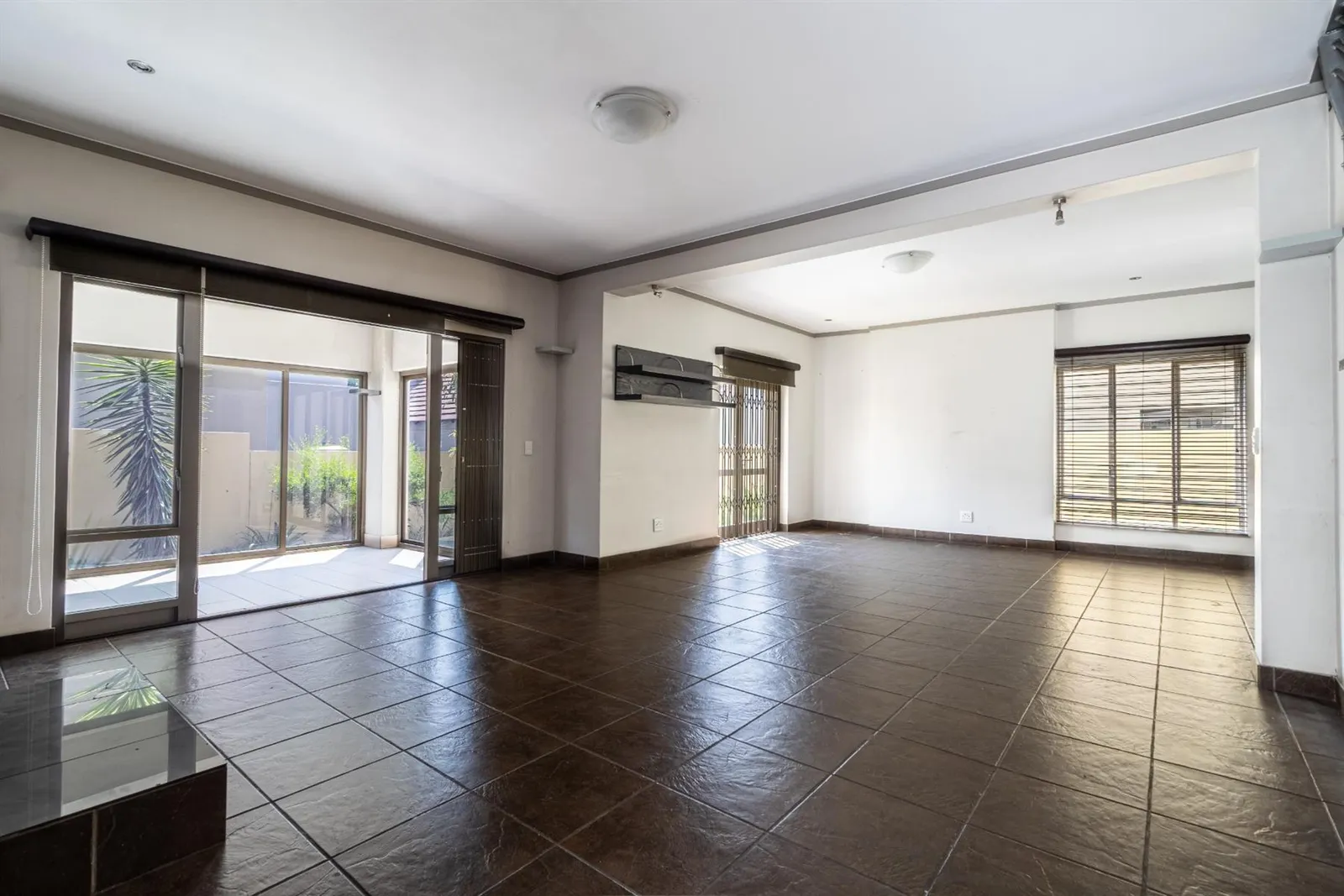 Townhouse in Fourways, Sandton photo 6