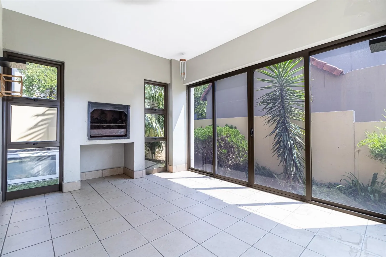 Townhouse in Fourways, Sandton photo 10