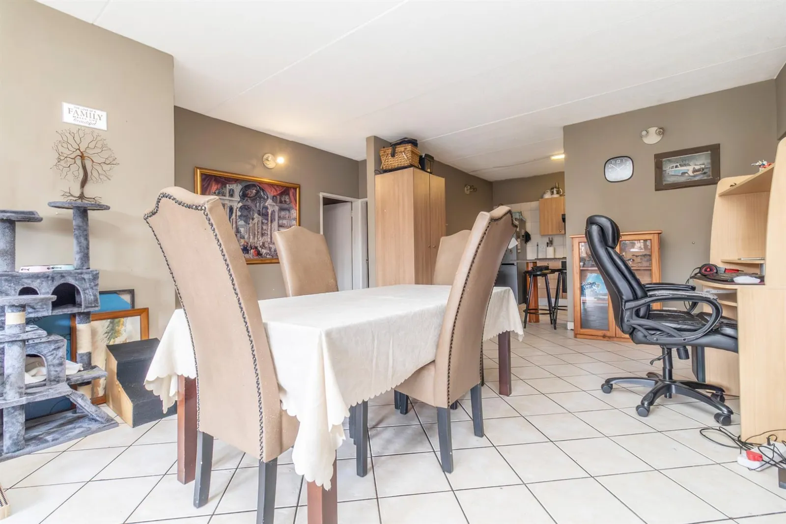 Apartment in North Riding, Randburg photo 2