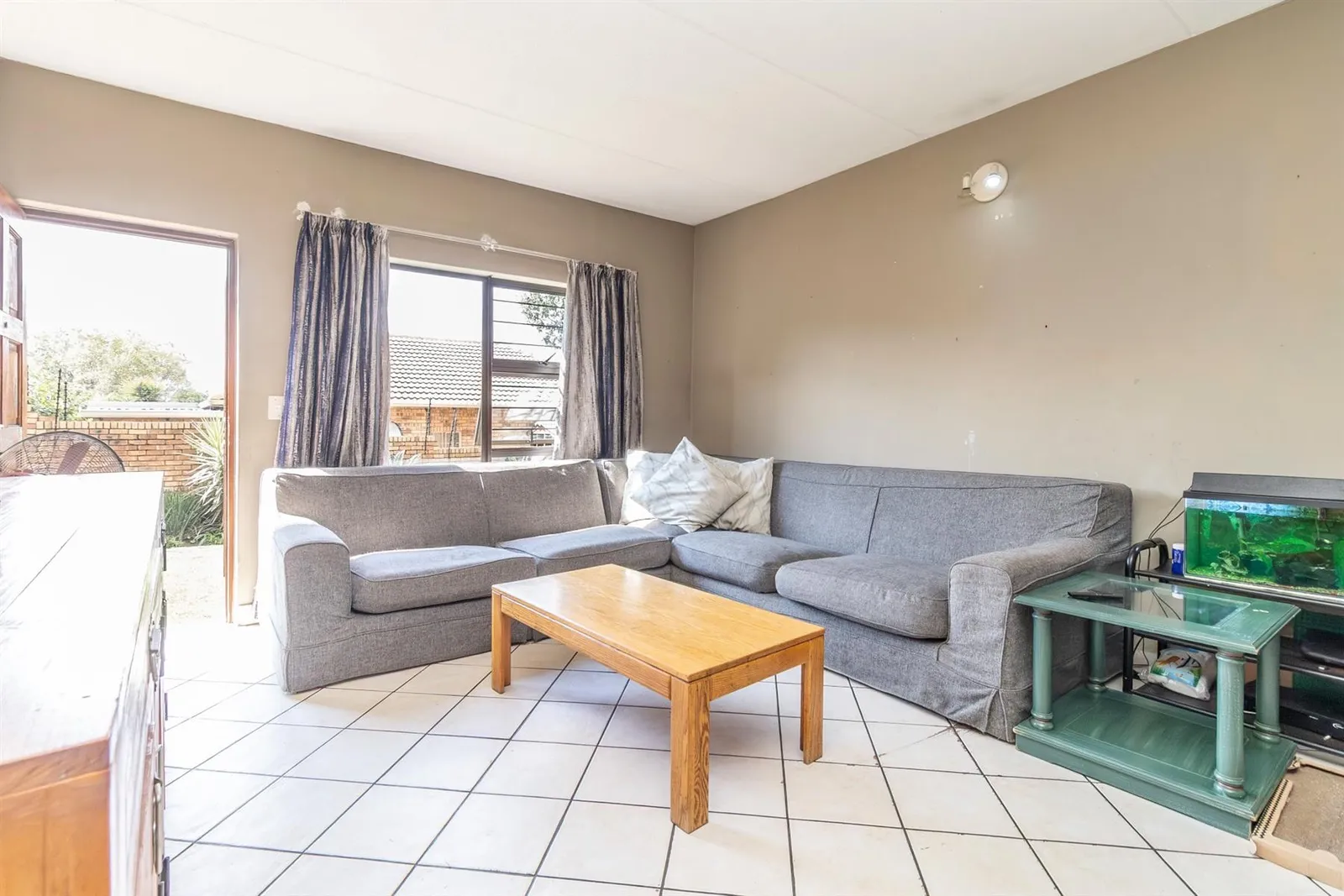 Apartment in North Riding, Randburg photo 9