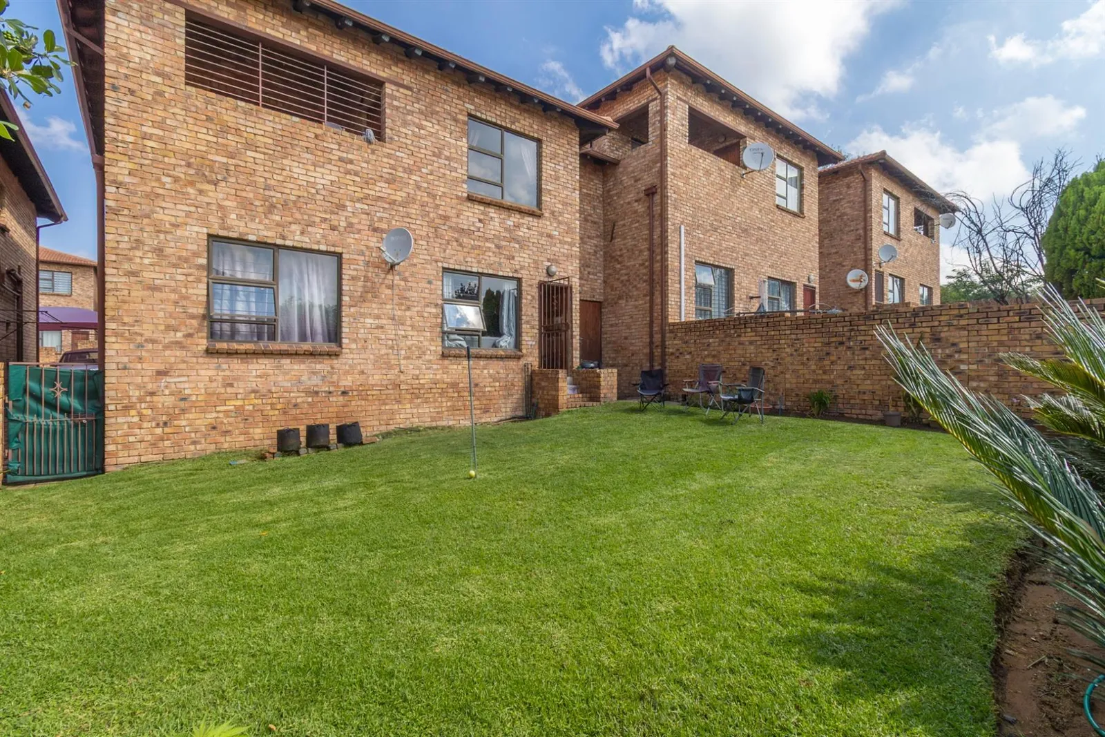 Apartment in North Riding, Randburg photo 11
