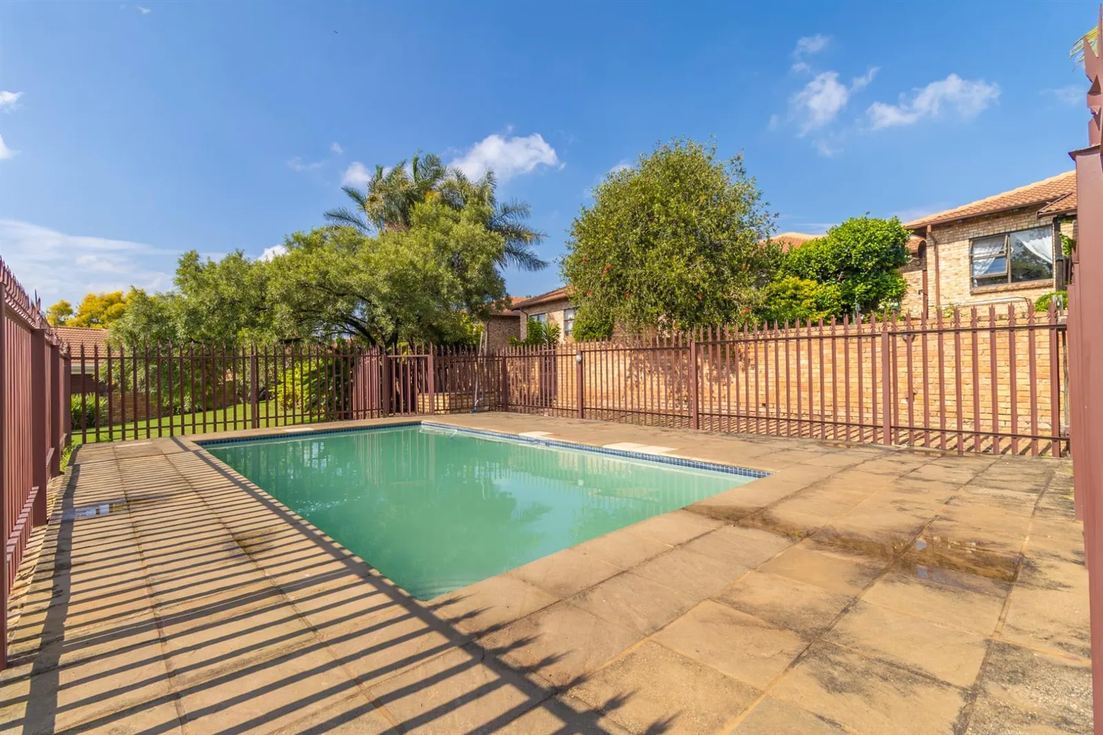 Apartment in North Riding, Randburg photo 27