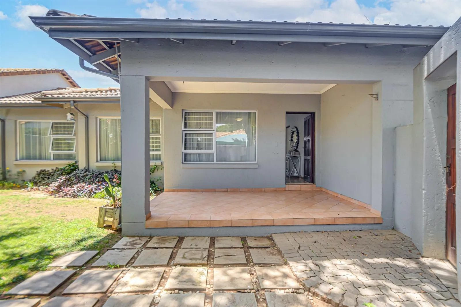 Apartment in Craigavon, Sandton photo 19