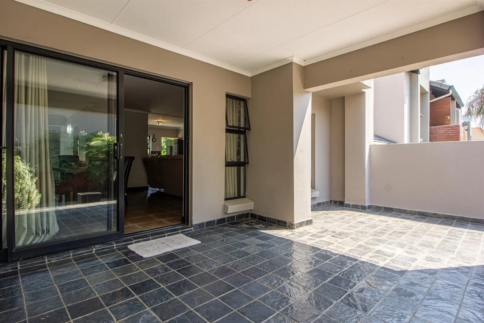 Townhouse in Craigavon, Sandton photo 8
