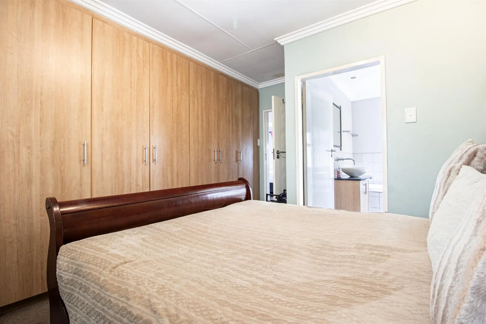 Townhouse in Craigavon, Sandton photo 15