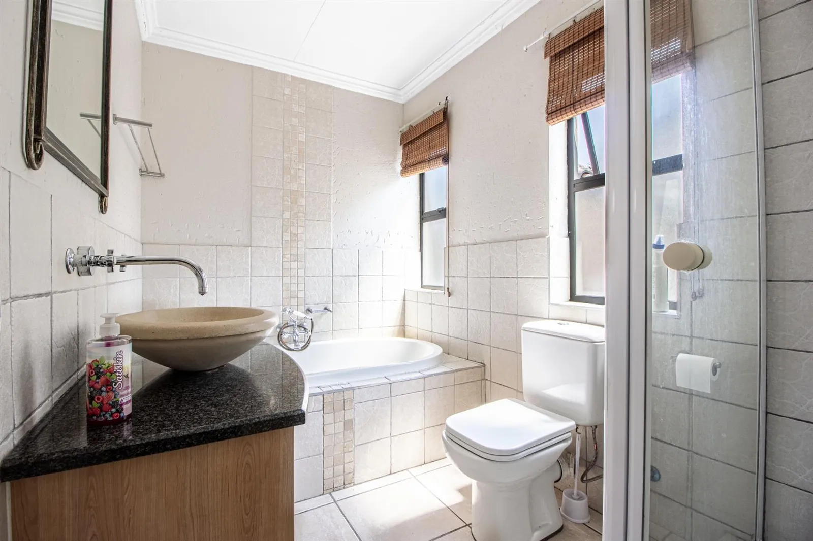 Townhouse in Craigavon, Sandton photo 17