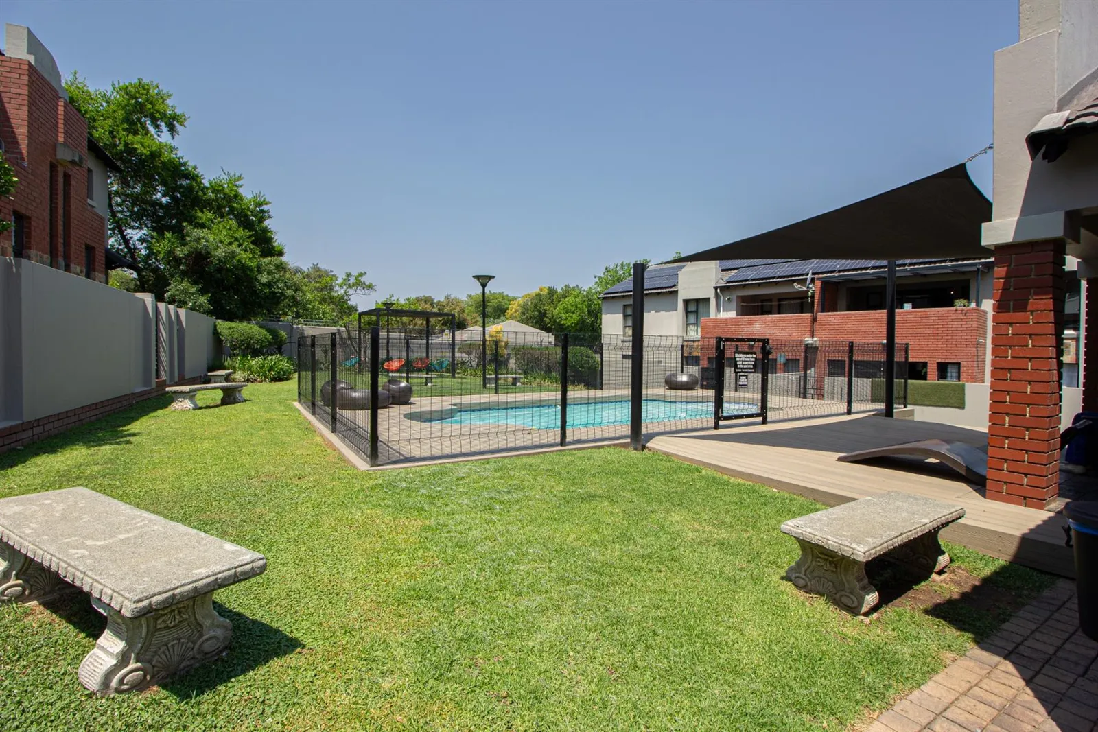 Townhouse in Craigavon, Sandton photo 22