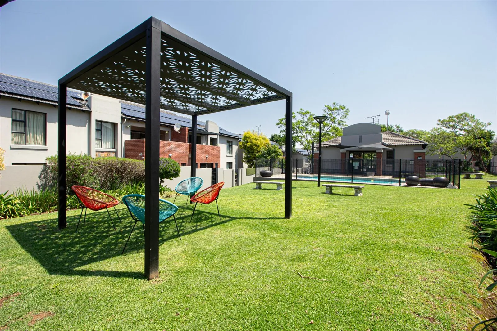 Townhouse in Craigavon, Sandton photo 24