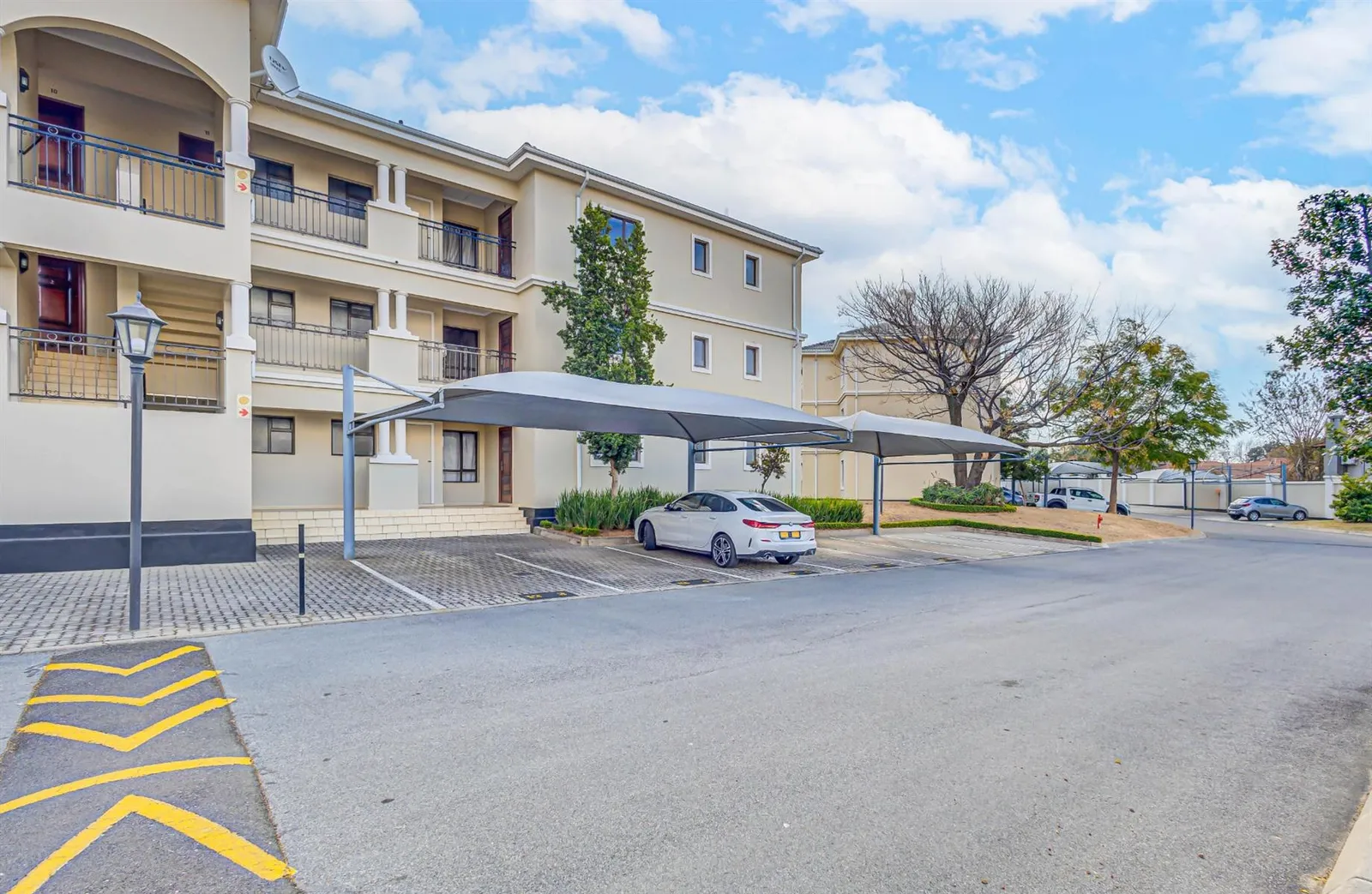 Apartment in Broadacres, Sandton photo 17