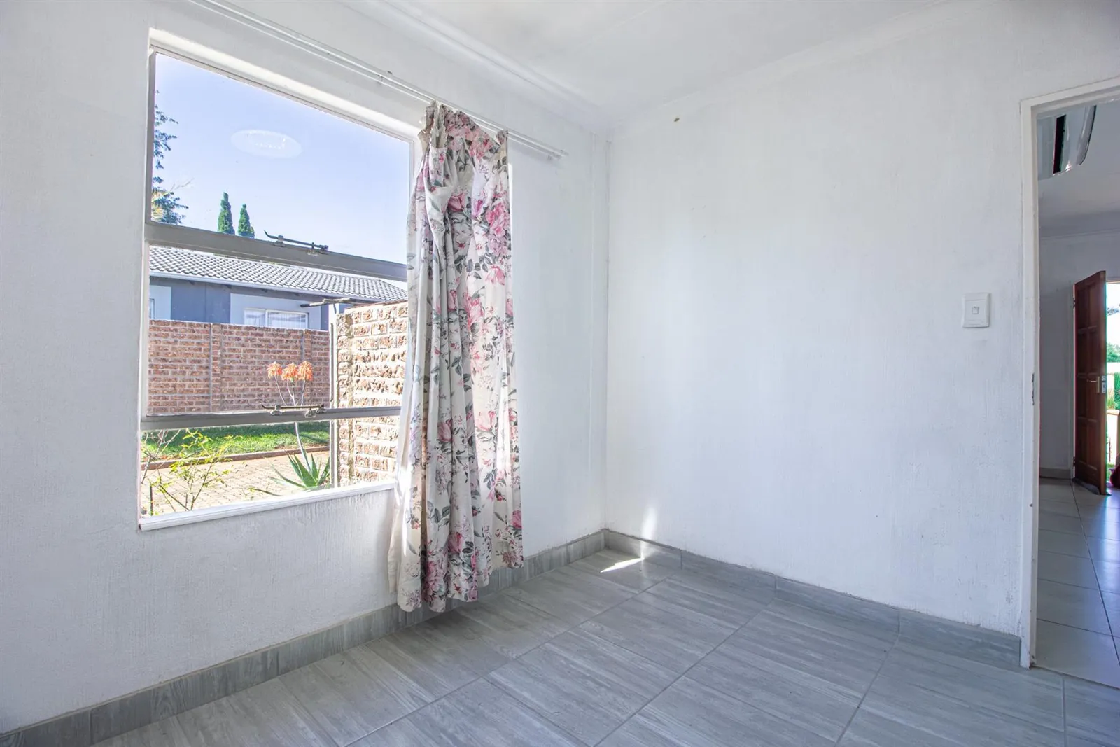 Townhouse in Fairland, Randburg photo 15