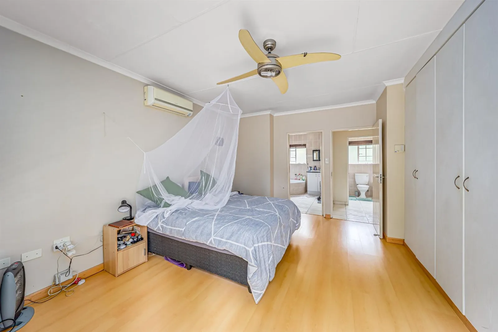 Townhouse in Craigavon, Sandton photo 14