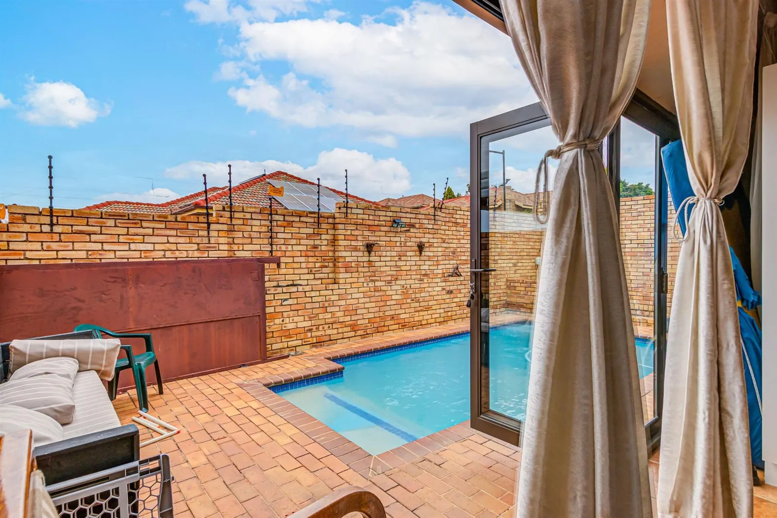 Cluster in North Riding, Randburg photo 22