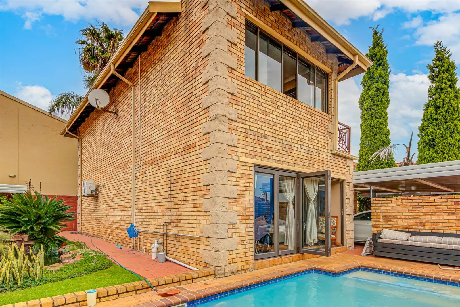 Cluster in North Riding, Randburg photo 23