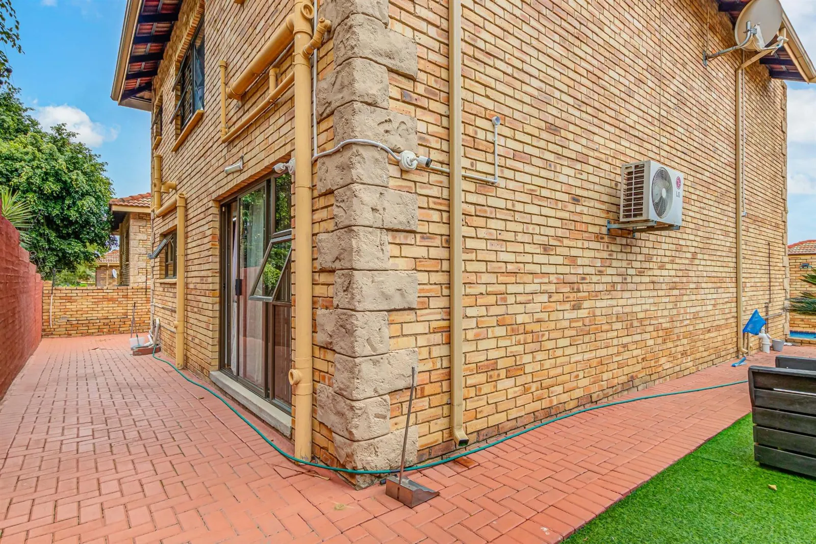 Cluster in North Riding, Randburg photo 28