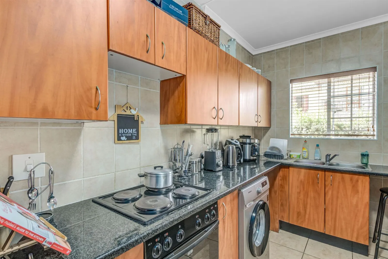 Townhouse in Craigavon, Sandton photo 3