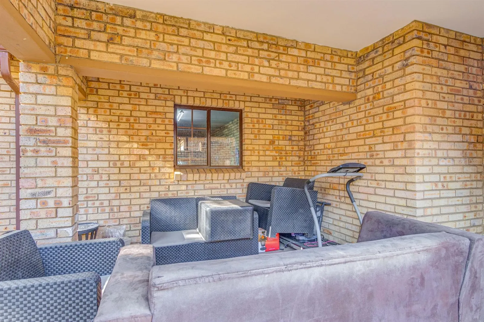 Townhouse in Craigavon, Sandton photo 9