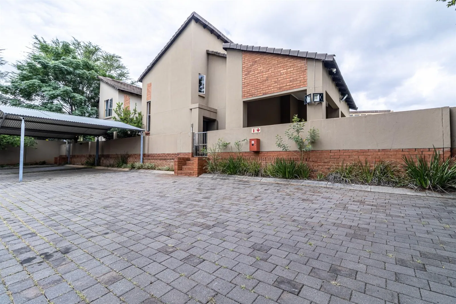 Duplex in Fourways, Sandton photo 19