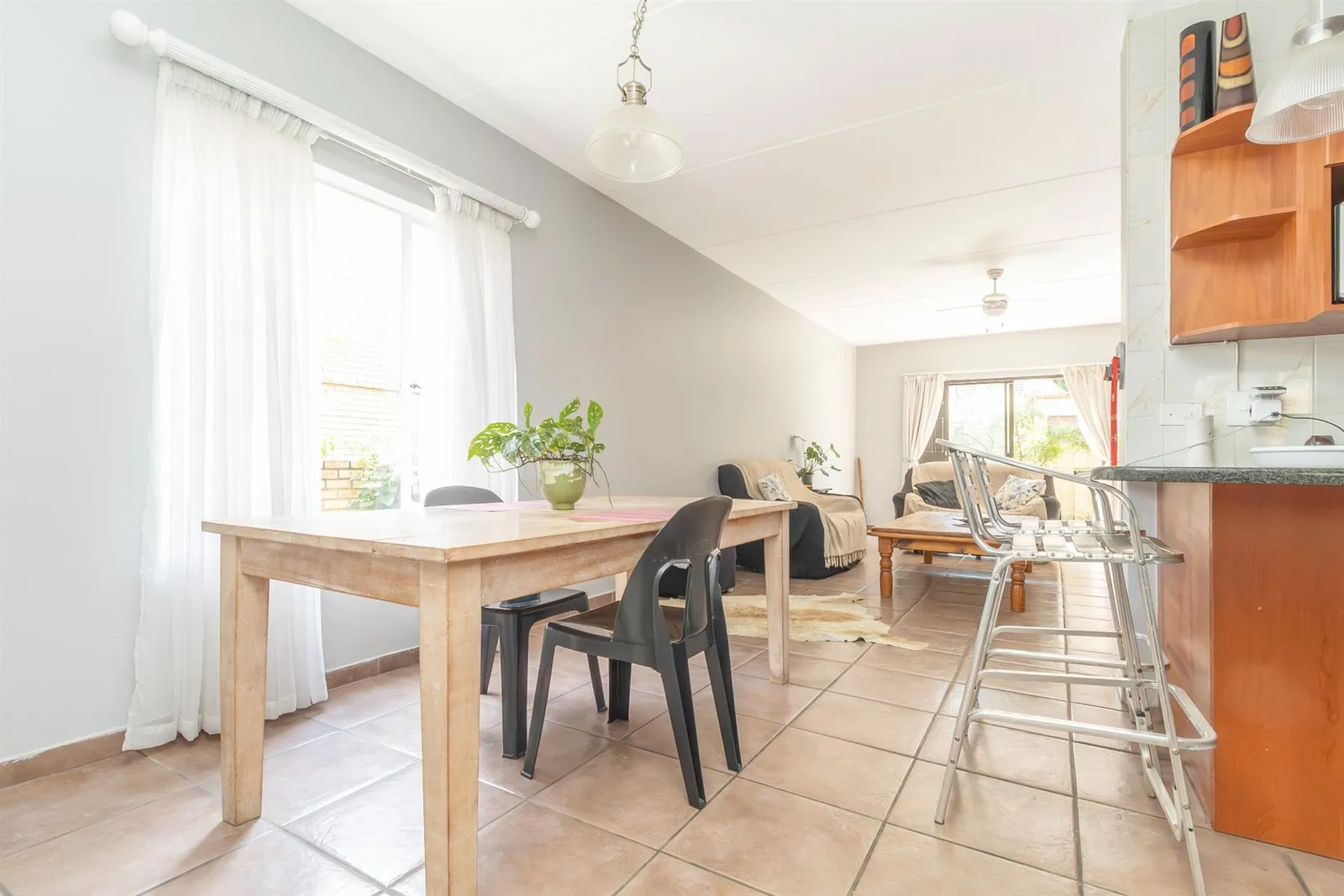 Townhouse in Craigavon, Sandton photo 3