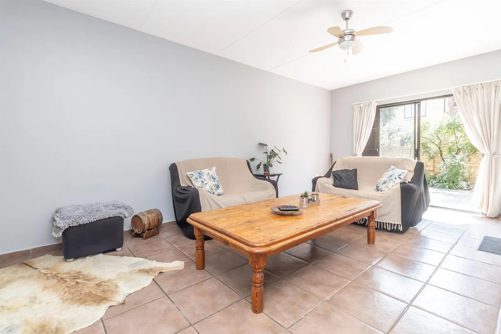 Townhouse in Craigavon, Sandton photo 13