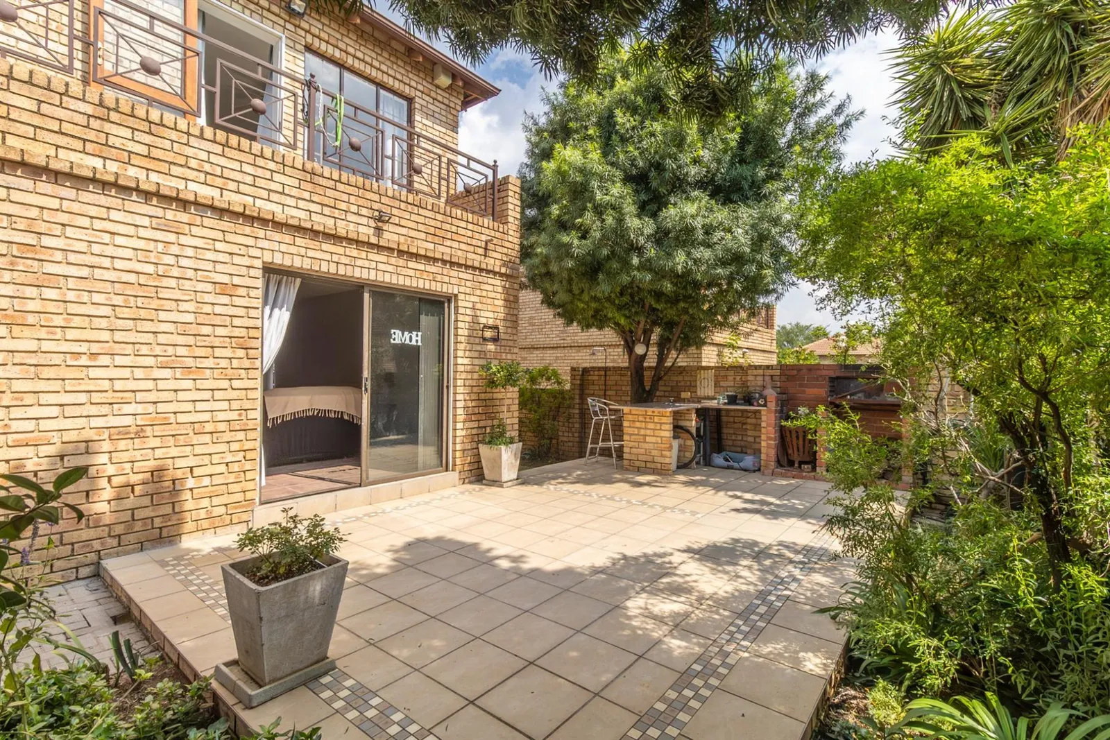 Townhouse in Craigavon, Sandton photo 14
